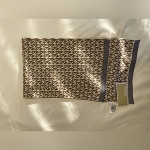 NWT Michael Kors Long Soft Scarf